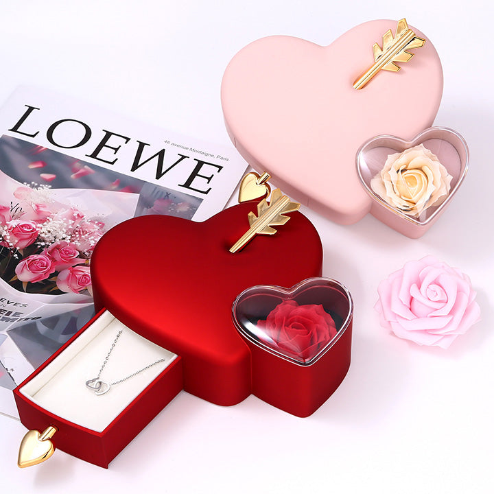 Amour Rosenbox - mit versteckter Gravur-Doppelherzkette