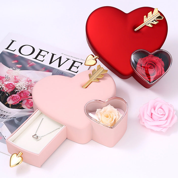 Amour Rosenbox - mit versteckter Gravur-Doppelherzkette