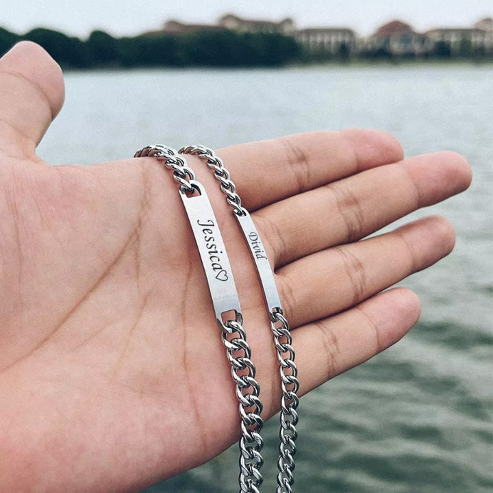 Partnerarmbänder mit Gravur
