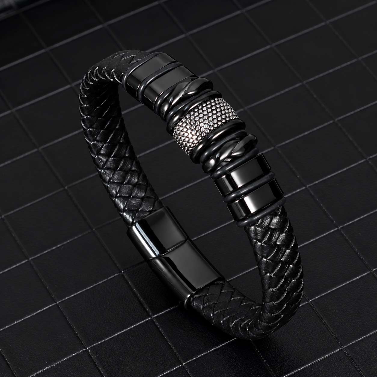 Herren Armband mit Namenbeads