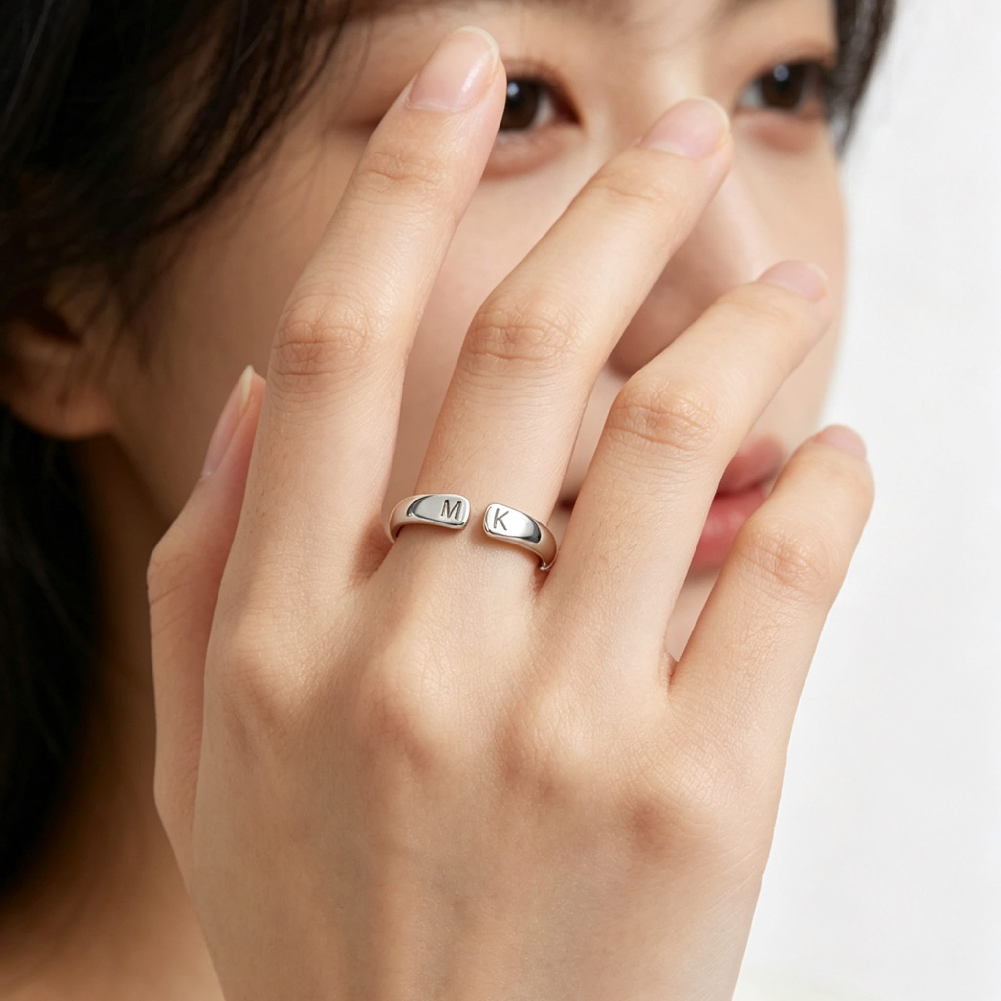 Verstellbarer Initialen Ring