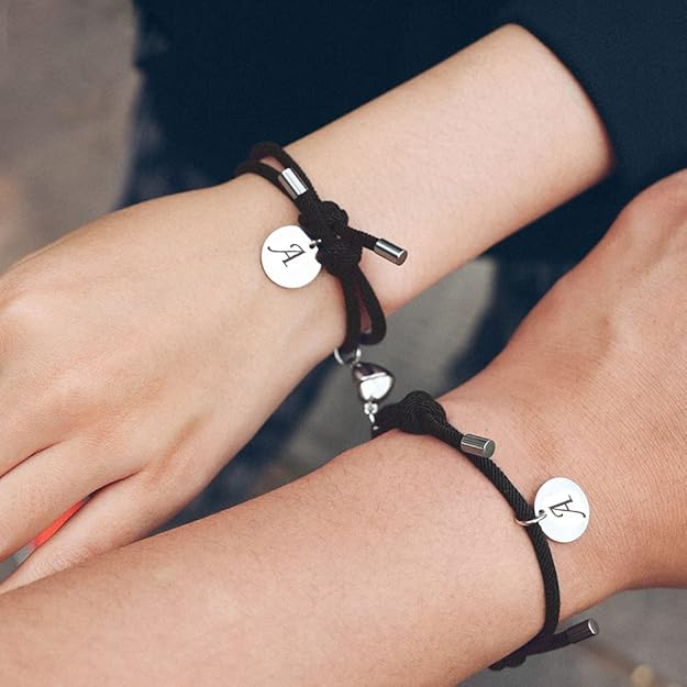 Magnetische Partner Armbänder Set mit Initialen