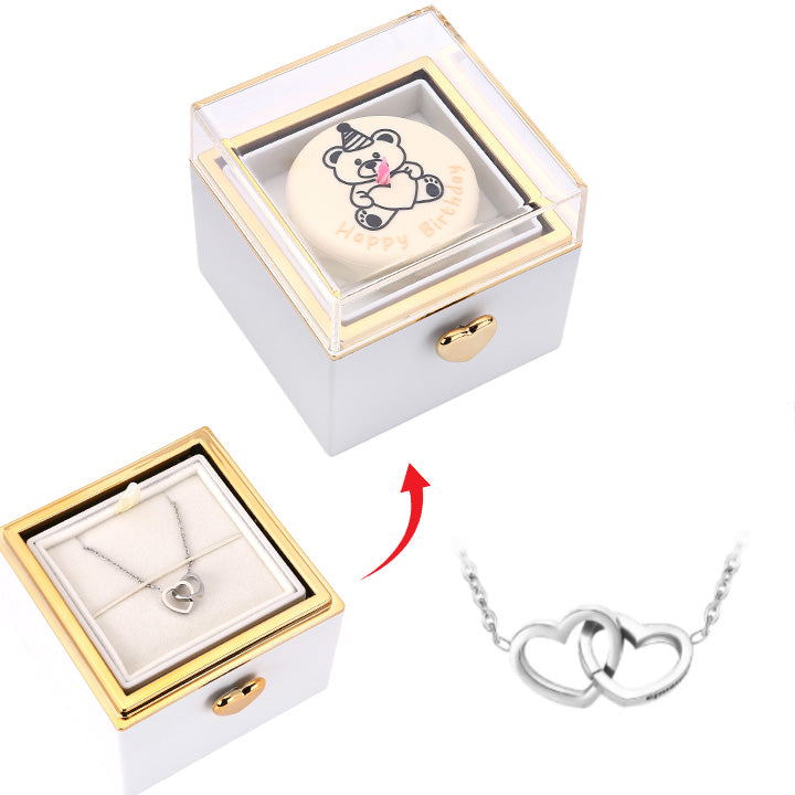 Kuchen Überraschung-Box mit 18k Doppel-Herzkette mit Gravur