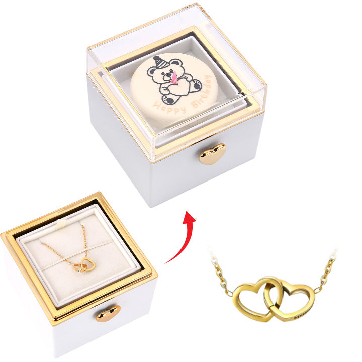 Kuchen Überraschung-Box mit 18k Doppel-Herzkette mit Gravur