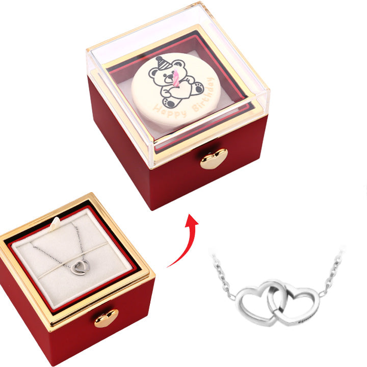 Kuchen Überraschung-Box mit 18k Doppel-Herzkette mit Gravur