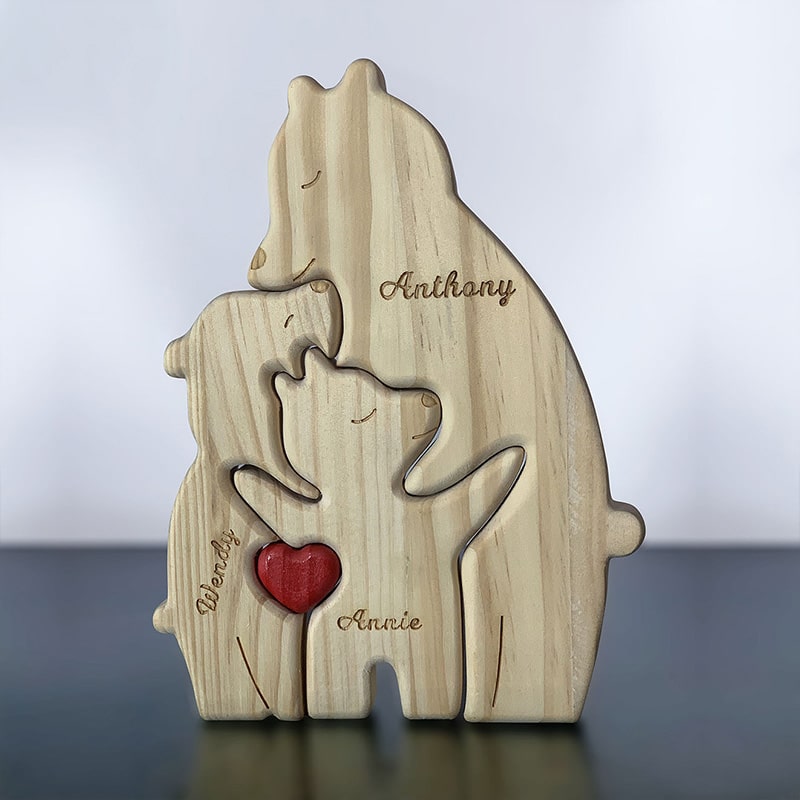 Personalisierte Familienbären aus Holz