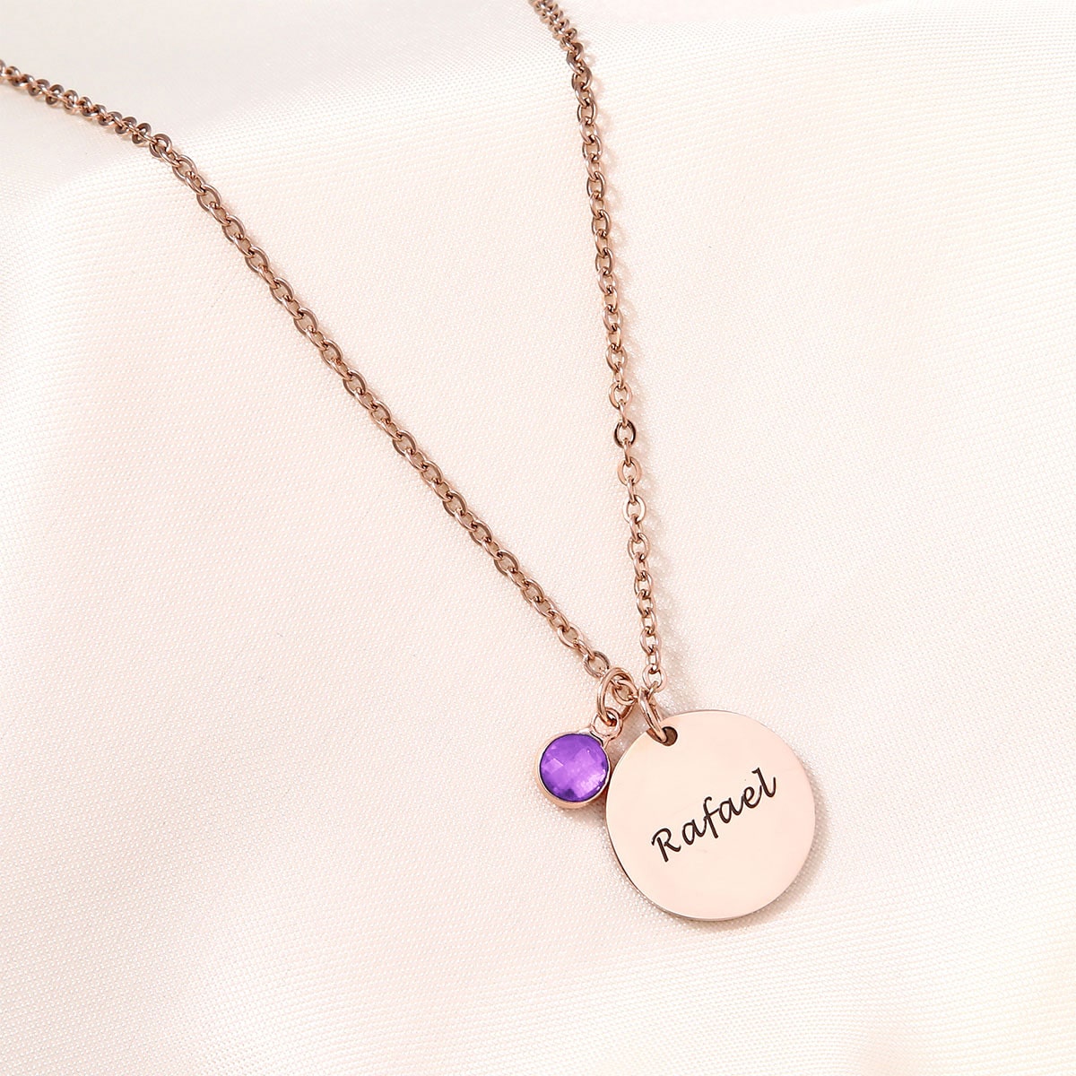 Individuelle Namenskette mit Geburtsstein