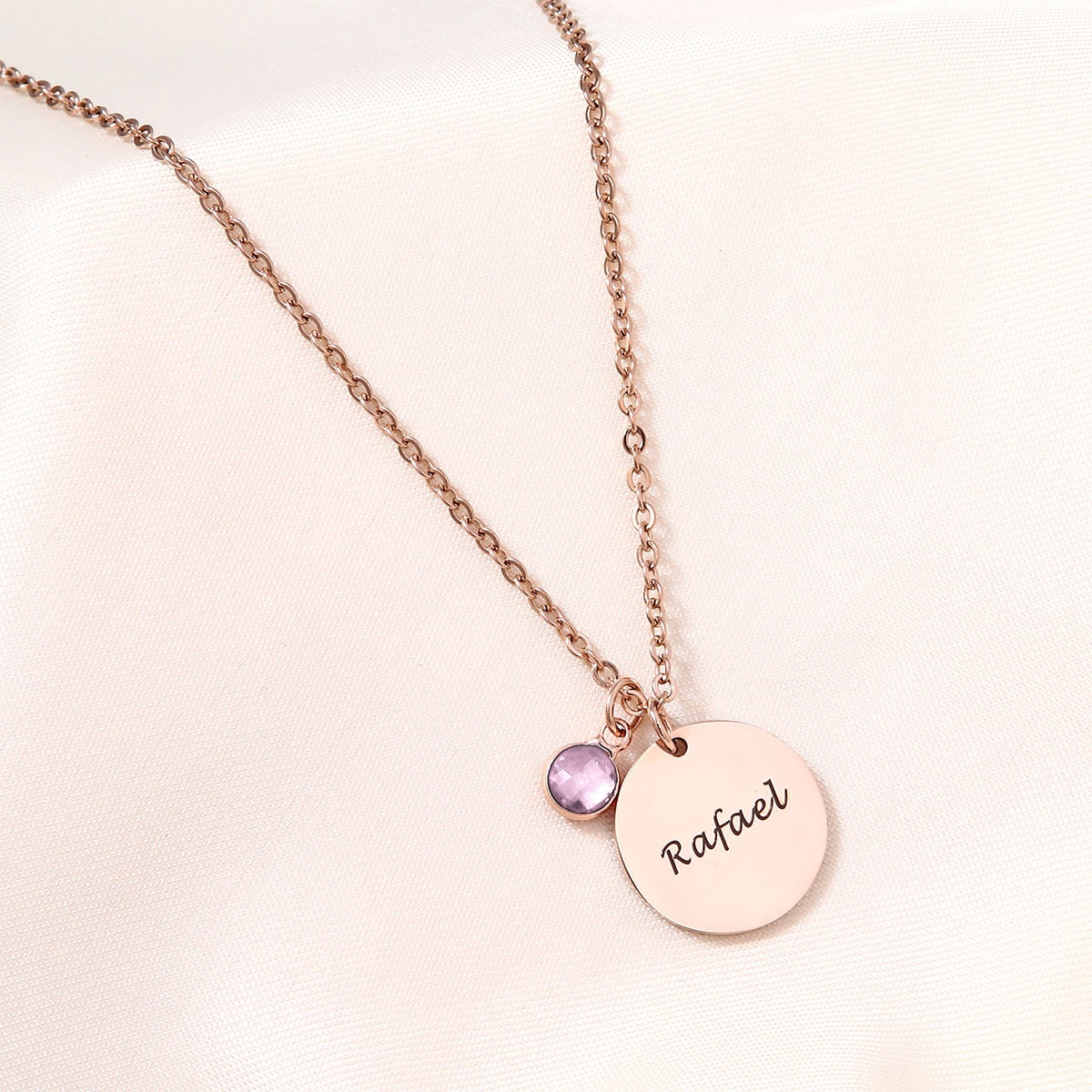 Individuelle Namenskette mit Geburtsstein