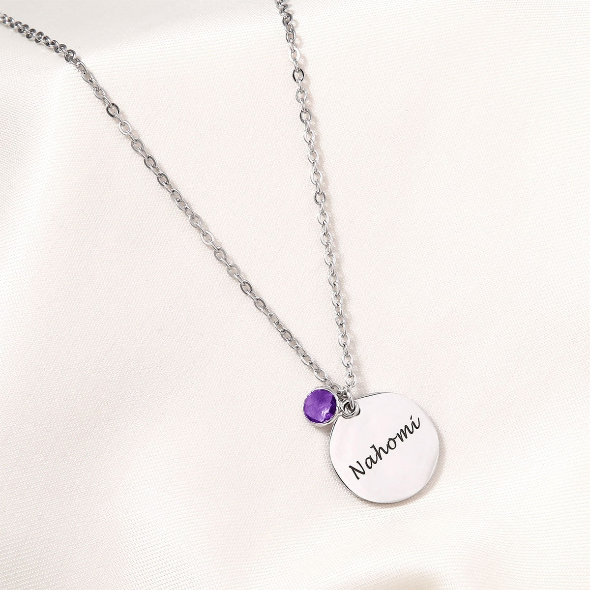 Individuelle Namenskette mit Geburtsstein