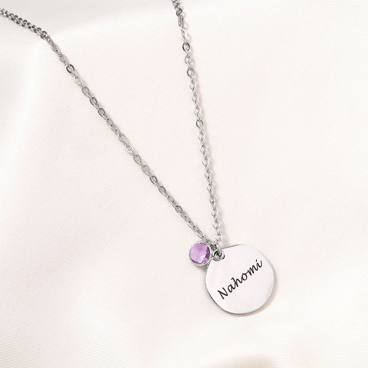 Individuelle Namenskette mit Geburtsstein
