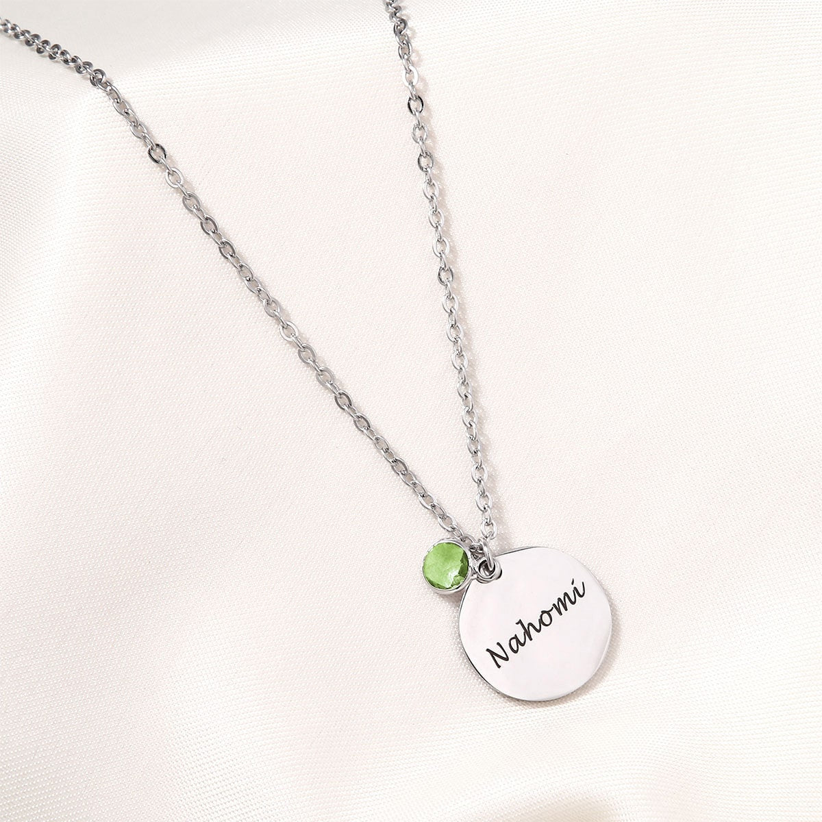 Individuelle Namenskette mit Geburtsstein