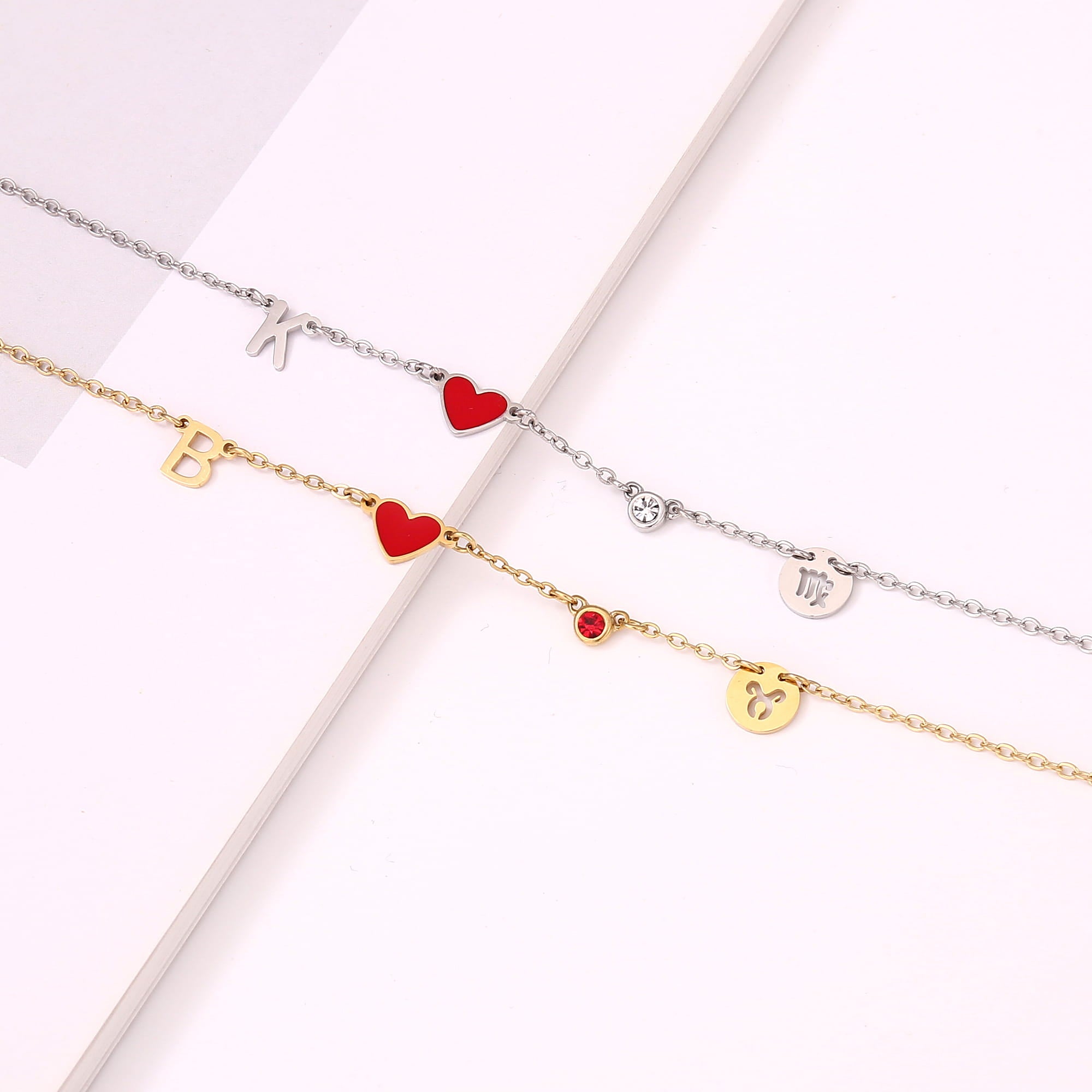 Individuelle Initialen Herzkette mit Geburtsstein und Sternzeichen
