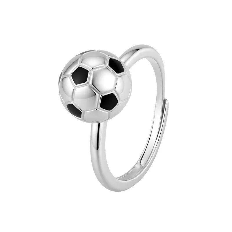 Fußball Ring – Silberfarbener verstellbarer Ring mit Fußballmotiv