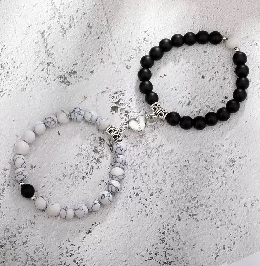 Magnetische Armbänder für Paare, 2er-Set, Naturstein-Perlenarmband, magnetisches Liebesarmband, Geschenk für Paare/Freund/Freundin