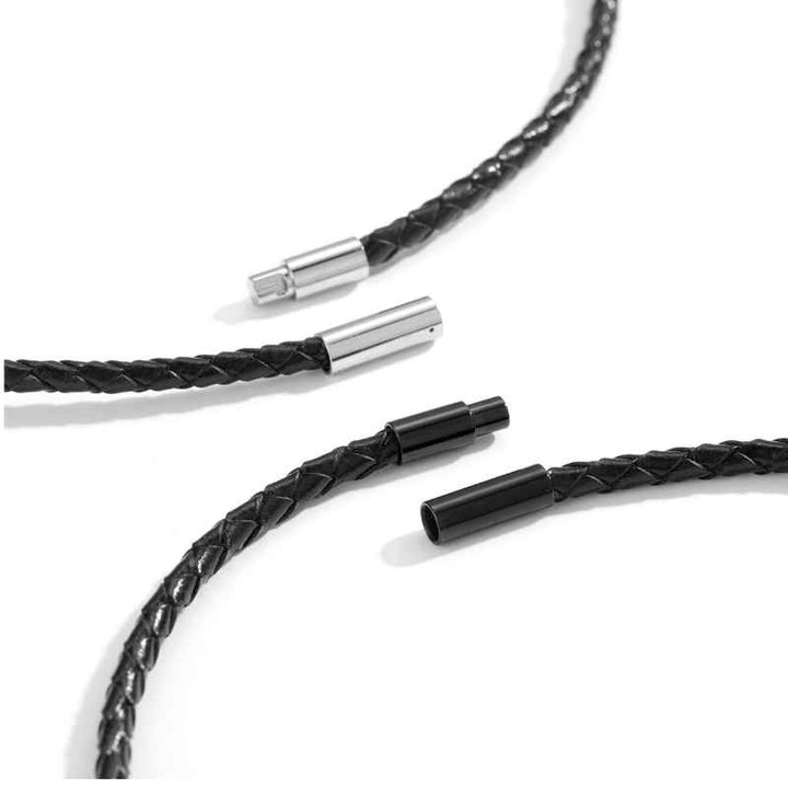 Personalisiertes Lederarmband mit Namensringen