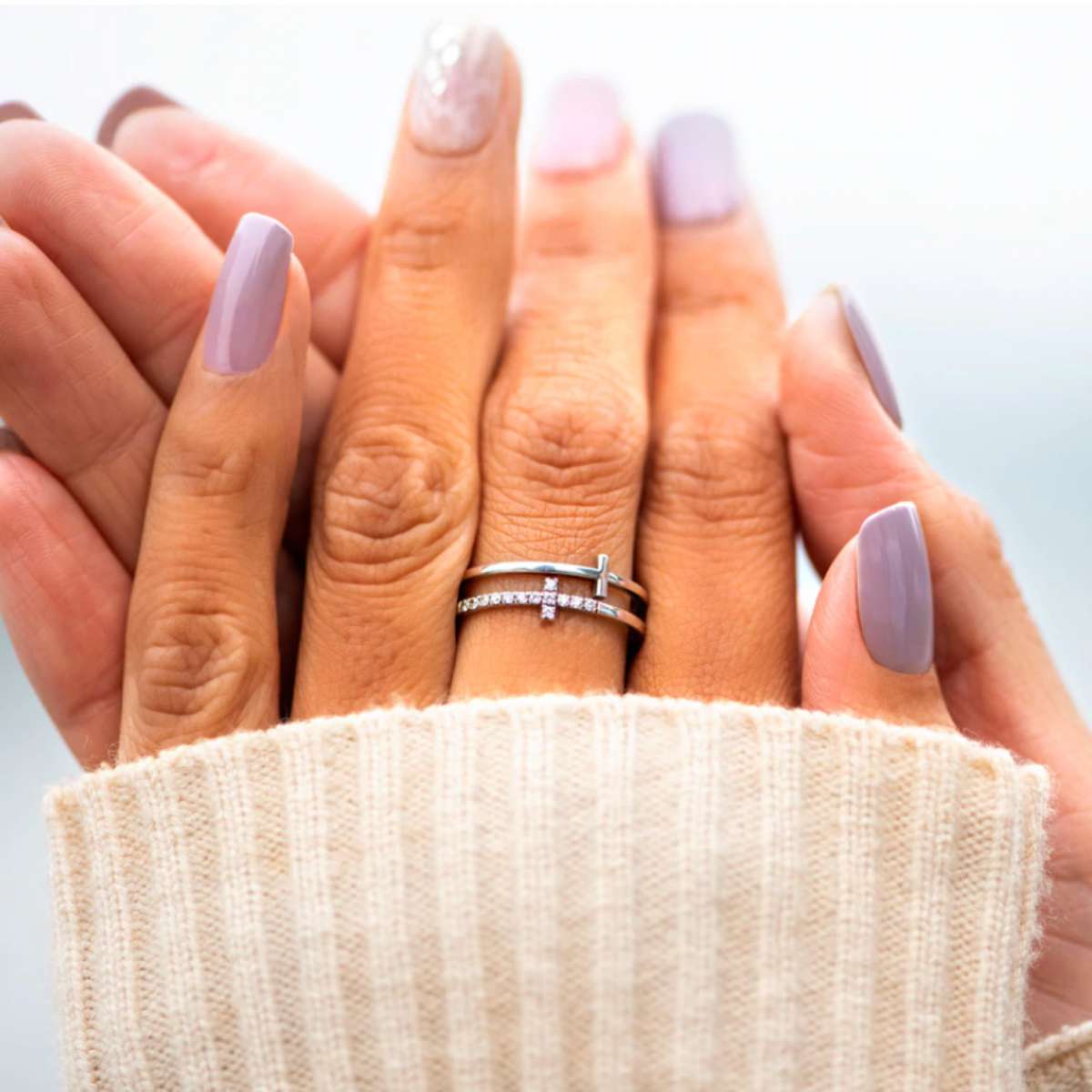 Verstellbarer Kreuz Ring - Cubic Zirkonia Steine